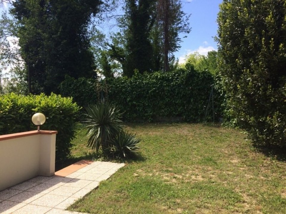A vendre villa in zone tranquille Pesaro Marche foto 6
