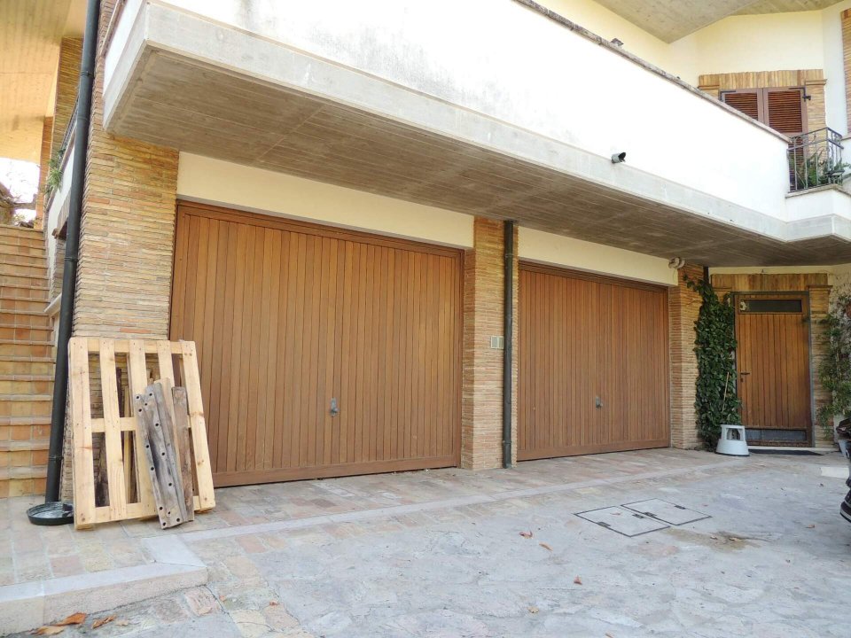 A vendre villa in  Turrivalignani Abruzzo foto 31
