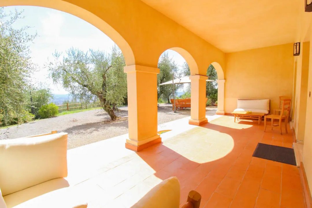 Alquiler corto villa in zona tranquila Montecatini-Terme Toscana foto 3