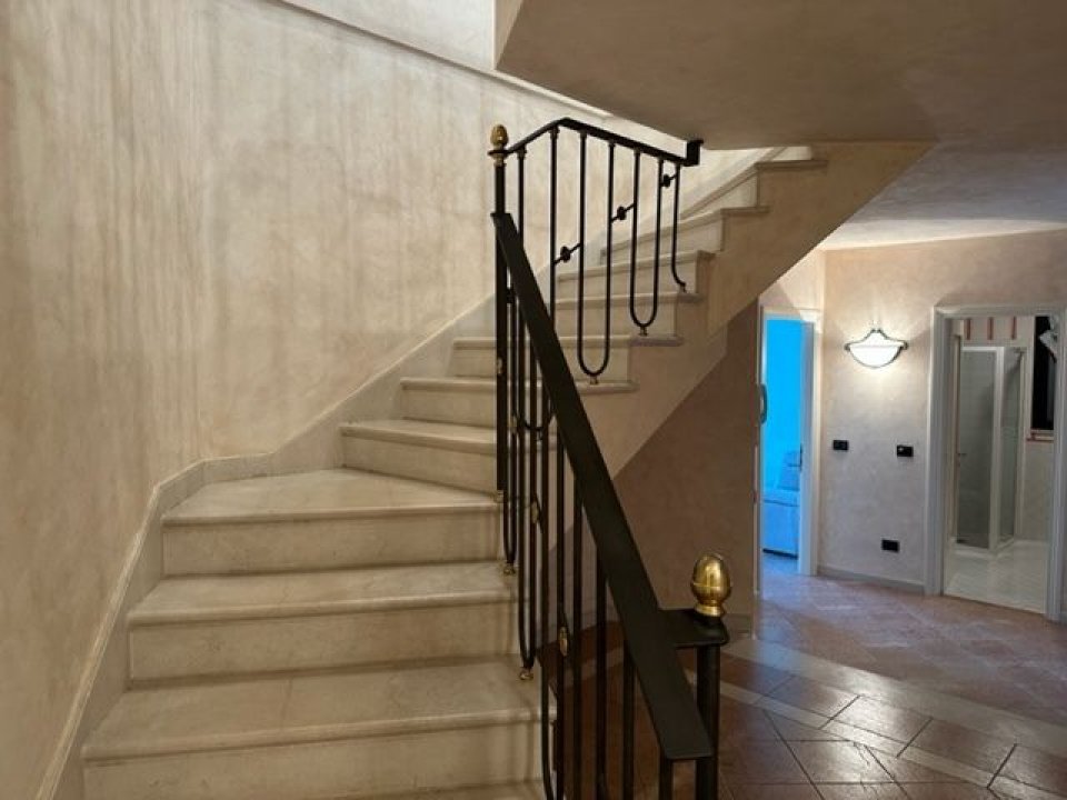 Se vende villa in  Desenzano del Garda Lombardia foto 35