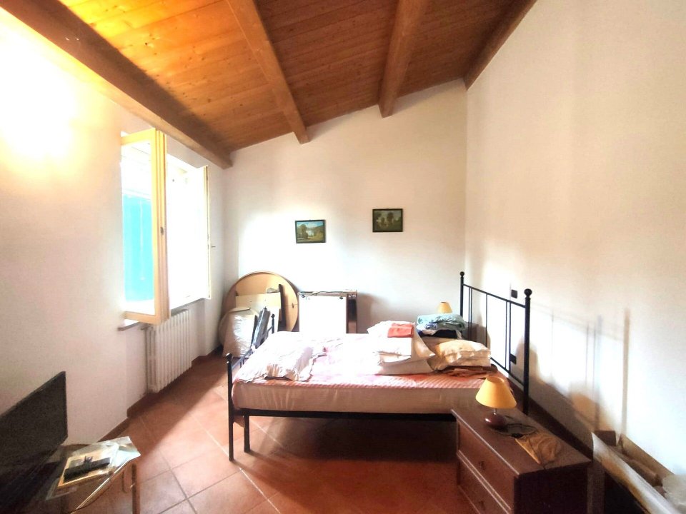For sale cottage in quiet zone Tavullia Marche foto 4