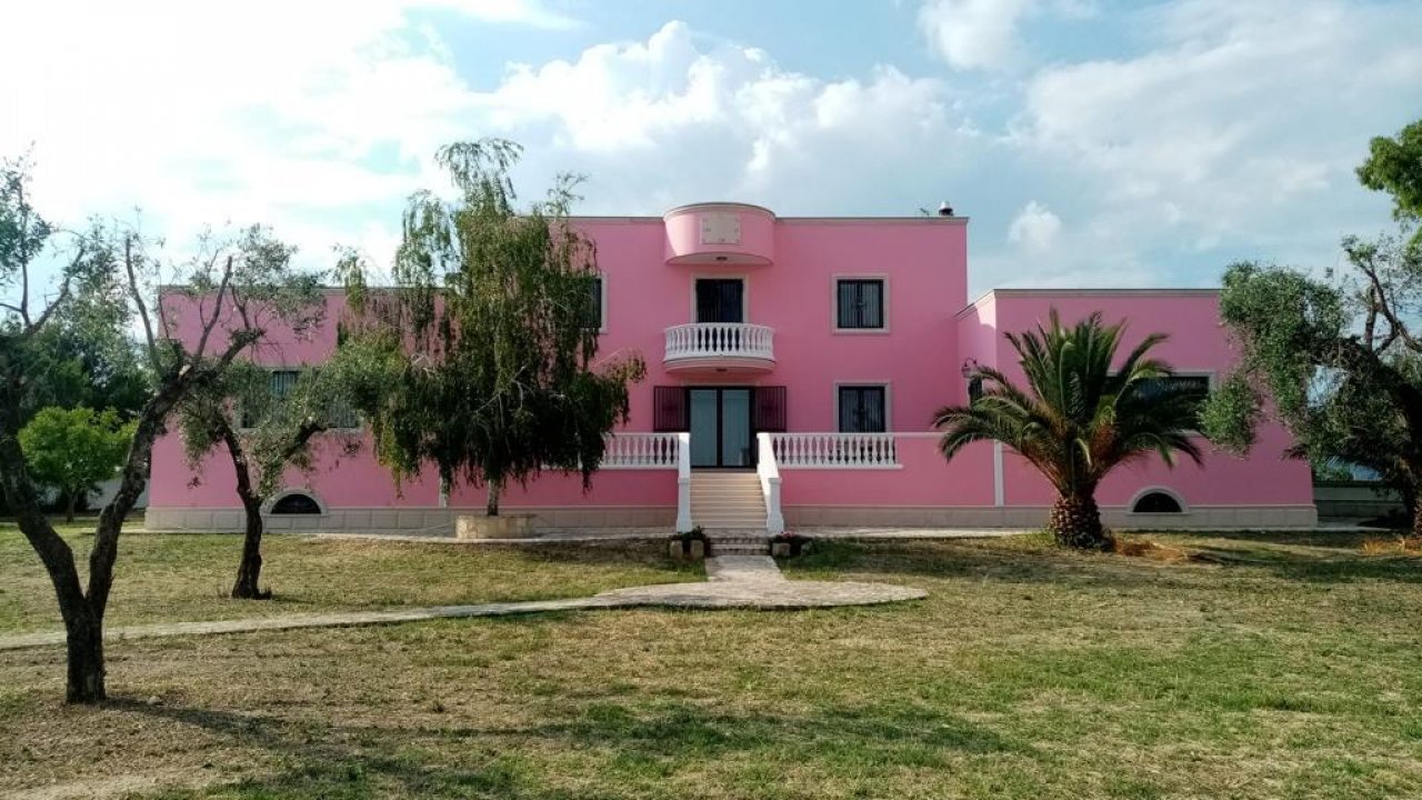 Se vende villa in  Crispiano Puglia foto 3