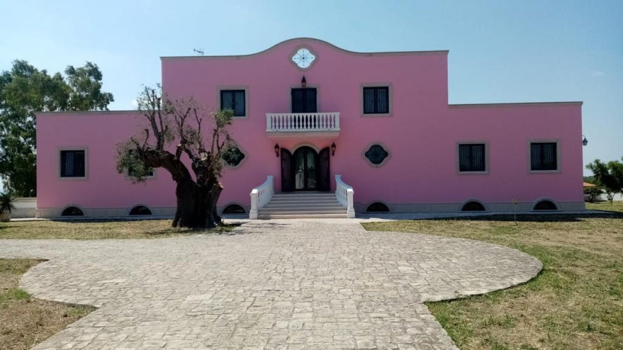 Se vende villa in  Crispiano Puglia foto 2