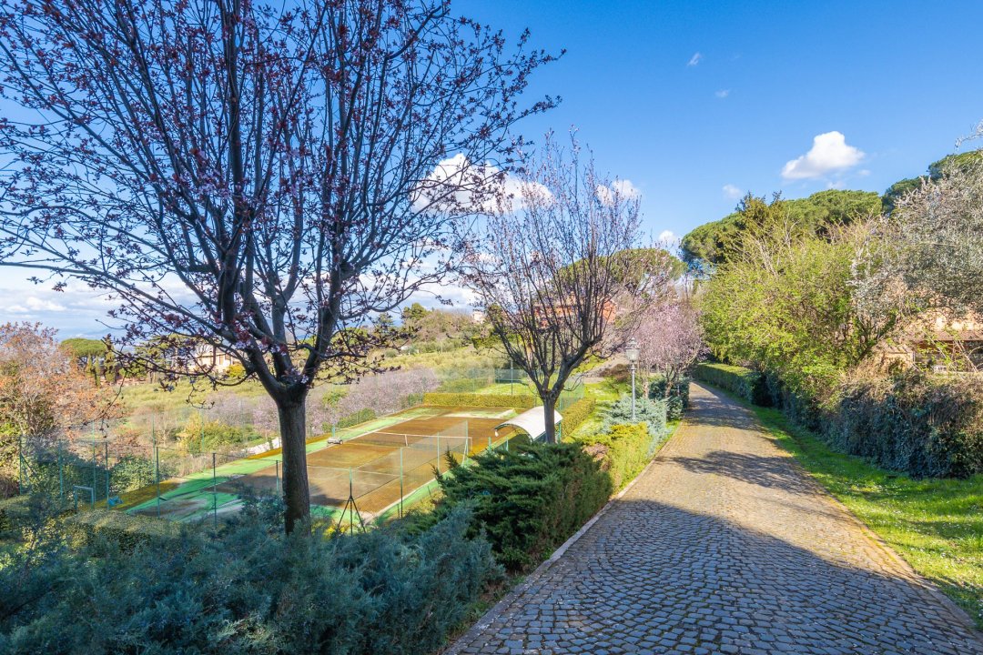 A vendre villa in zone tranquille Frascati Lazio foto 7