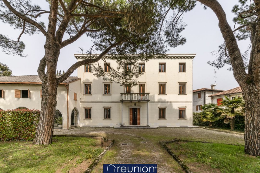A vendre villa in ville Cornuda Veneto foto 2