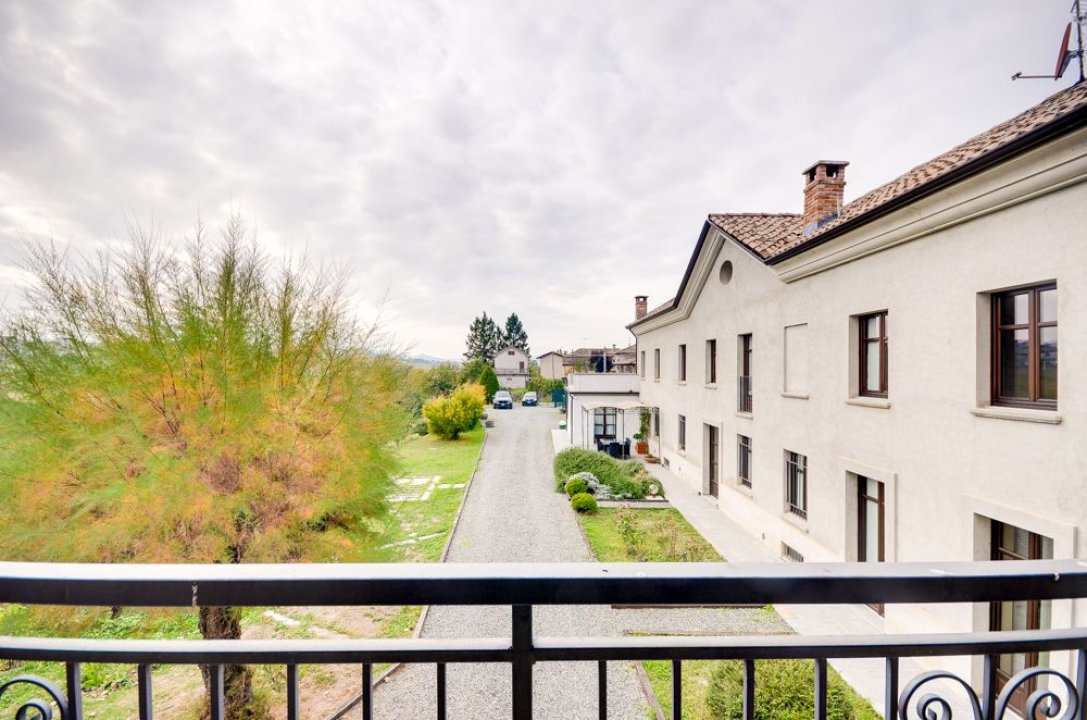 For sale villa in quiet zone Canelli Piemonte foto 5