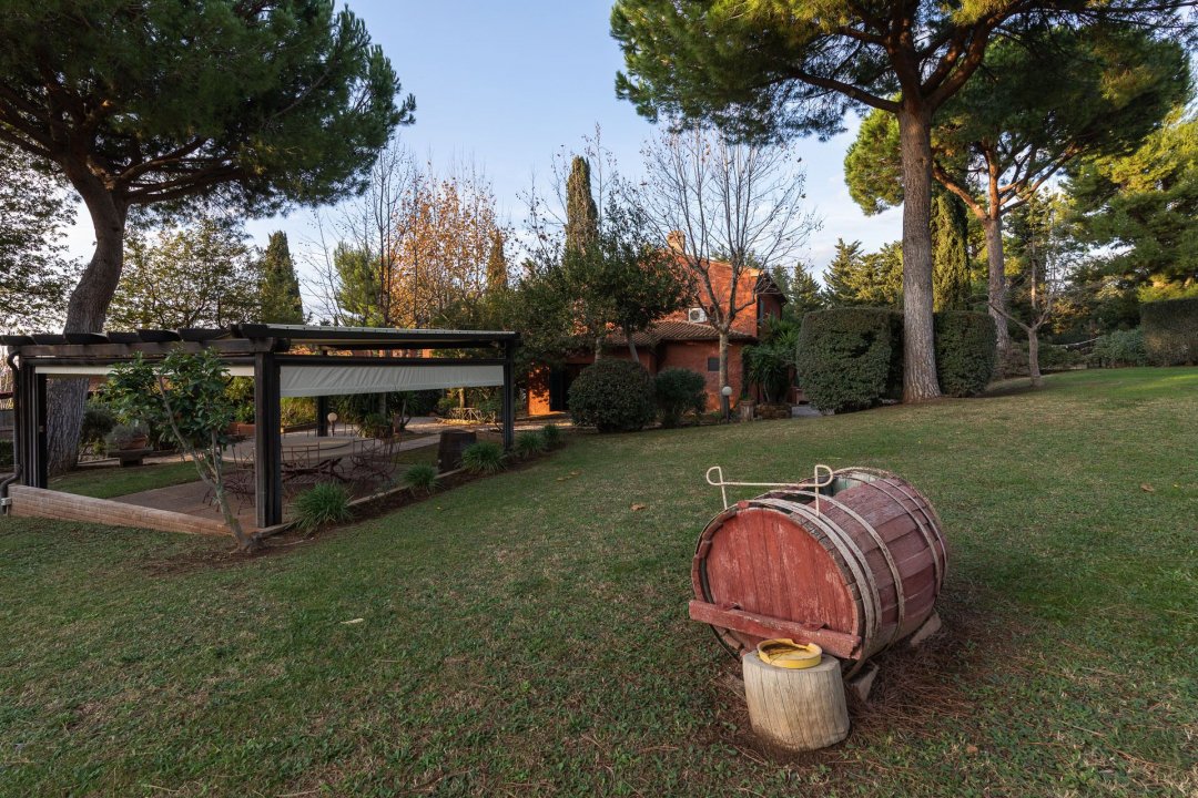 A vendre villa in zone tranquille Campiglia Marittima Toscana foto 16