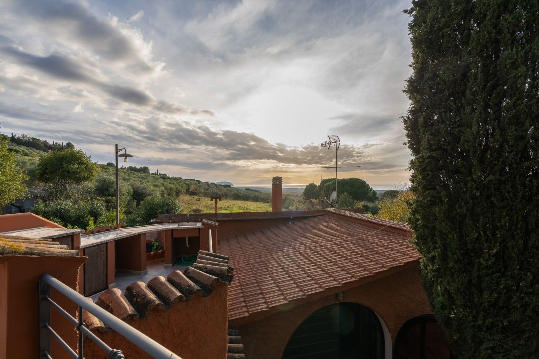 A vendre villa in zone tranquille Campiglia Marittima Toscana foto 19