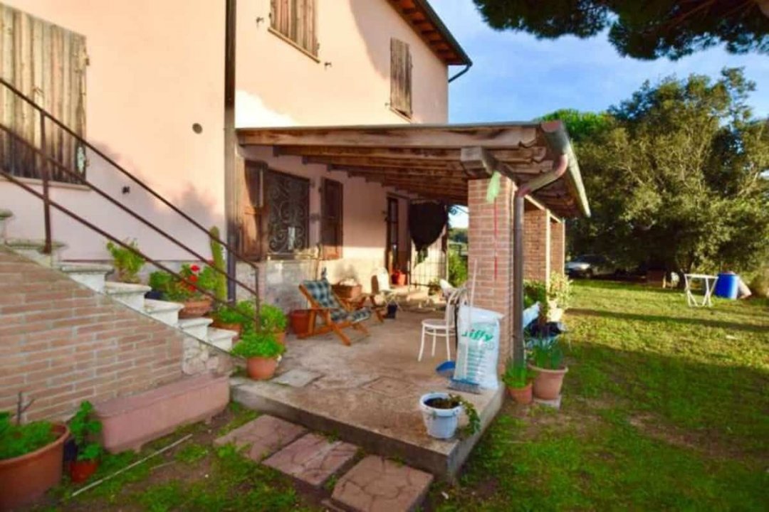 Zu verkaufen villa by the meer Piombino Toscana foto 5