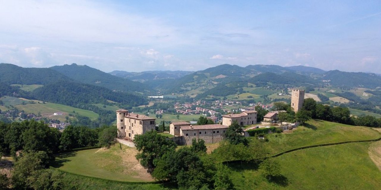 Para venda castelo in zona tranquila Scandiano Emilia-Romagna foto 27