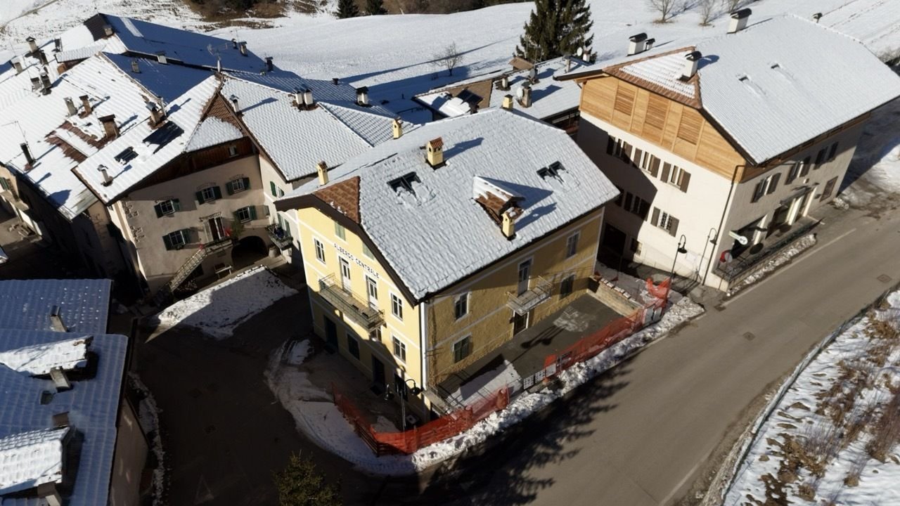 For sale mansion in mountain Ruffrè-Mendola Trentino-Alto Adige foto 2