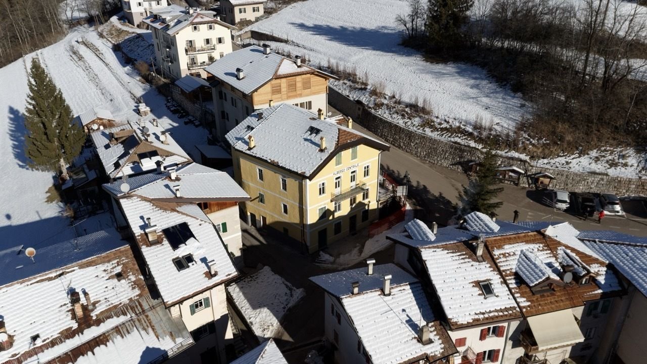 For sale mansion in mountain Ruffrè-Mendola Trentino-Alto Adige foto 10
