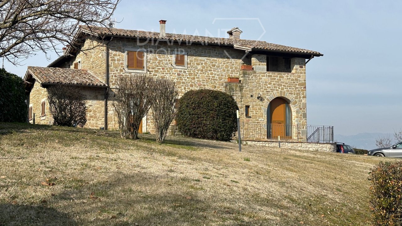 For sale cottage in quiet zone Gubbio Umbria foto 9