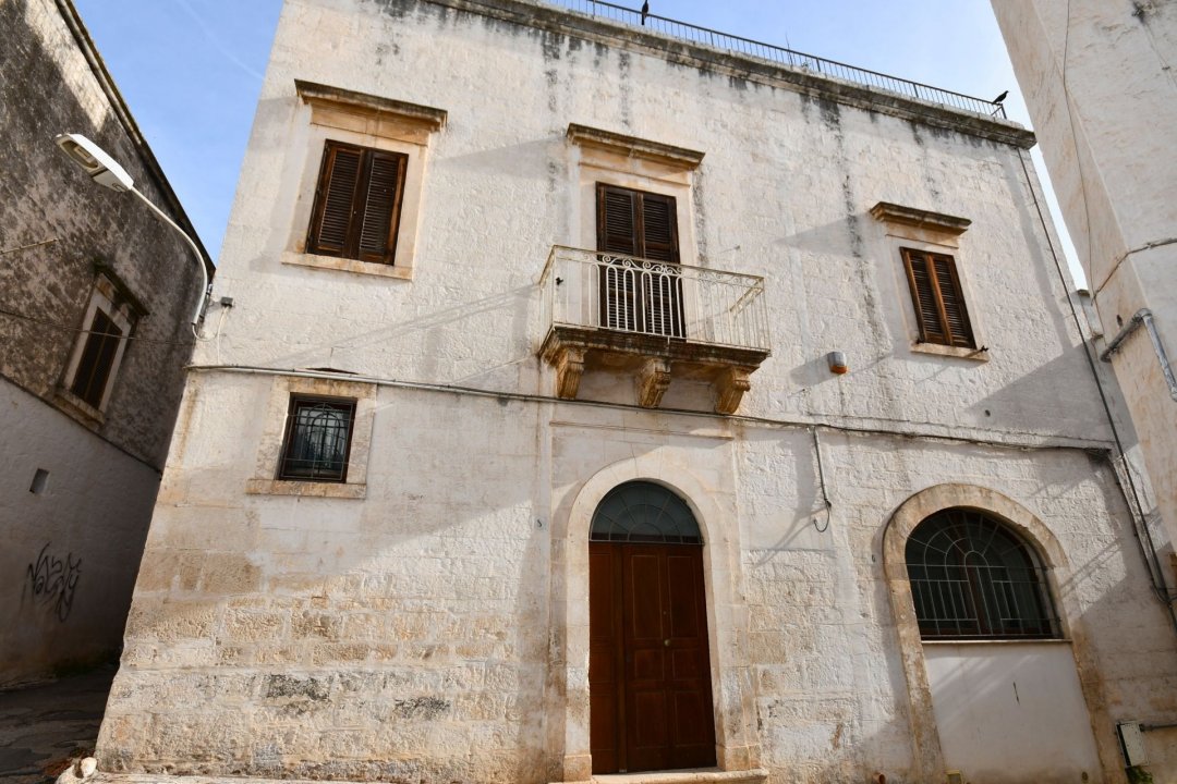 A vendre palais in ville Ostuni Puglia foto 3