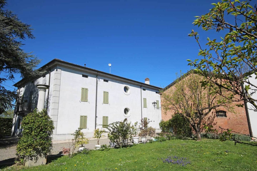 A vendre villa in zone tranquille Parma Emilia-Romagna foto 3