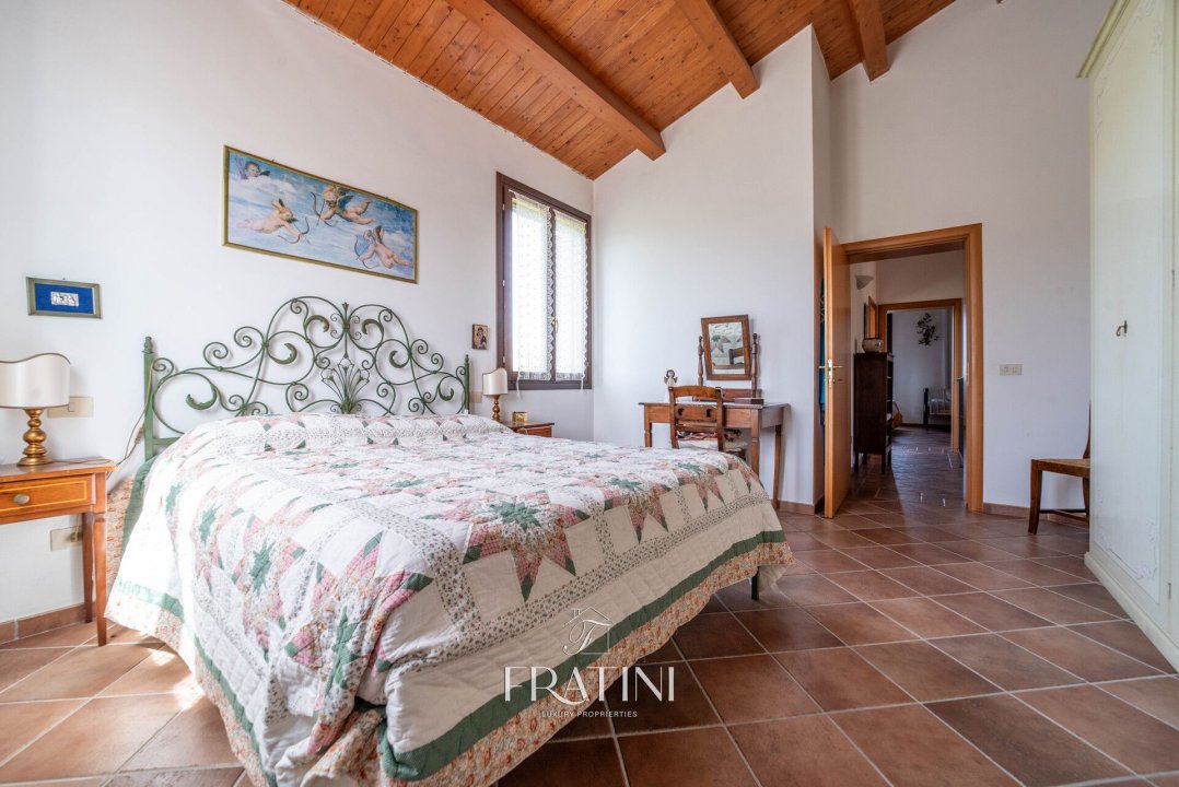A vendre villa in zone tranquille Morrovalle Marche foto 20