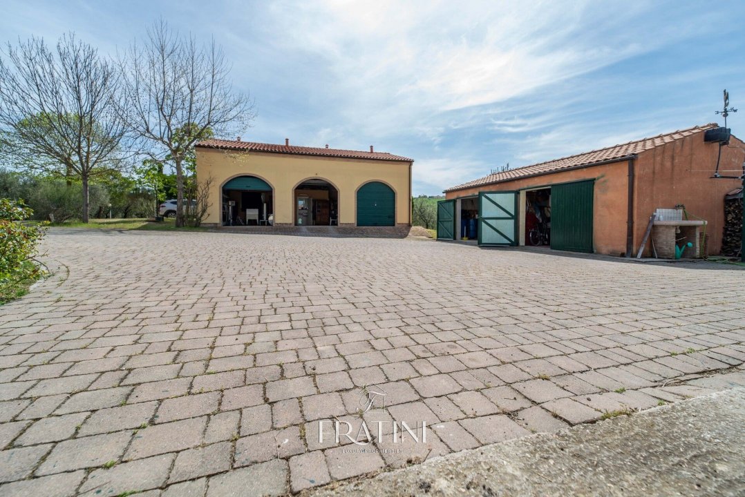 Se vende villa in zona tranquila Morrovalle Marche foto 10