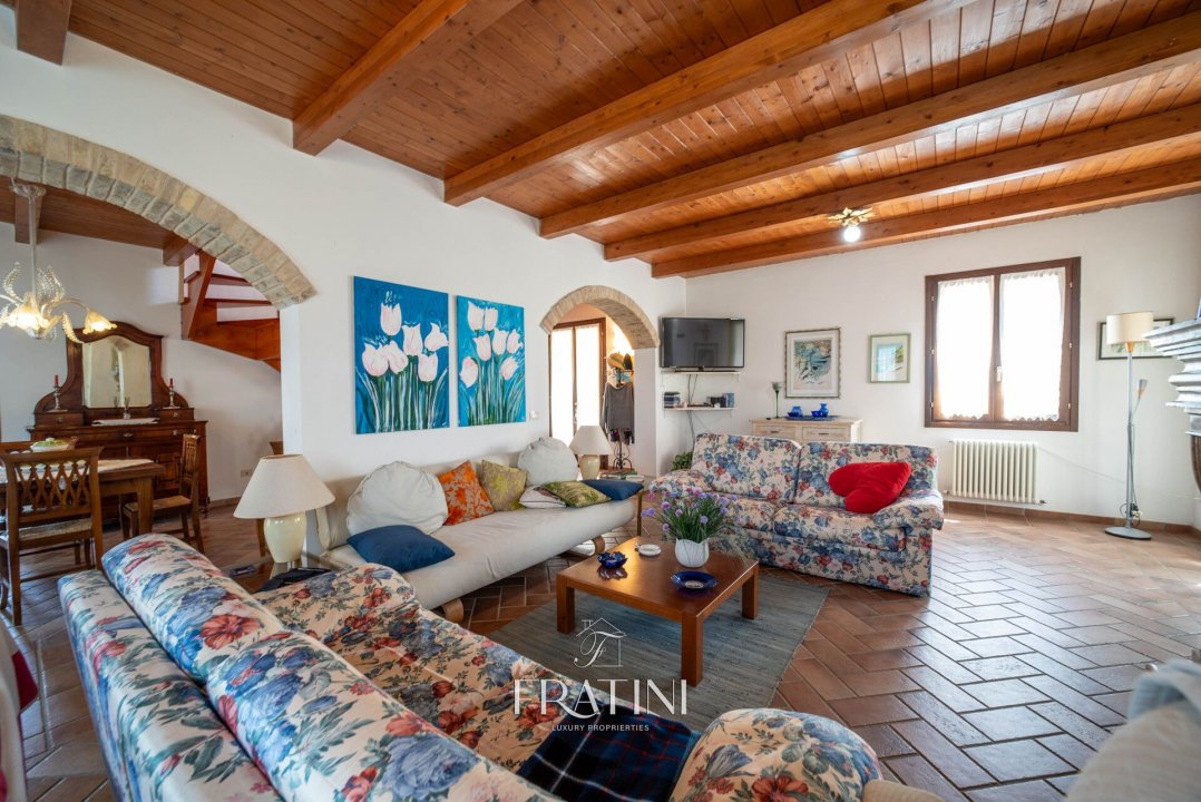 A vendre villa in zone tranquille Morrovalle Marche foto 37