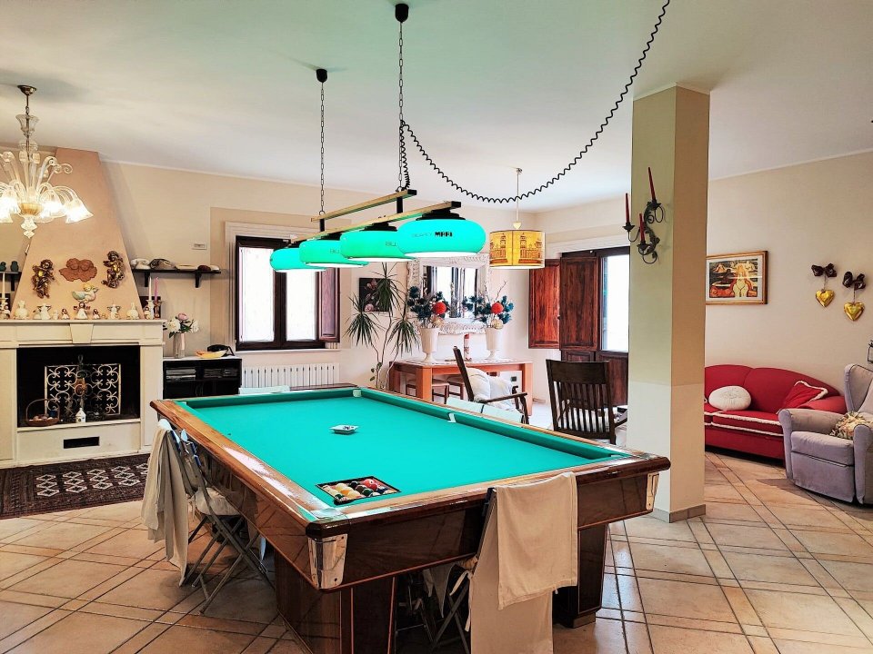 A vendre villa in zone tranquille Lecce Puglia foto 30