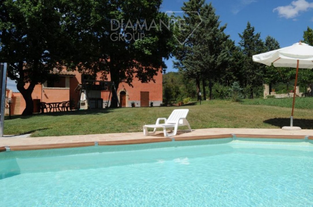 A vendre villa in zone tranquille Montone Umbria foto 12