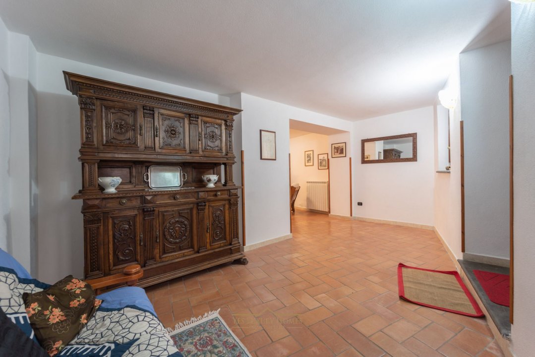 For sale villa in quiet zone Santu Lussurgiu Sardegna foto 11