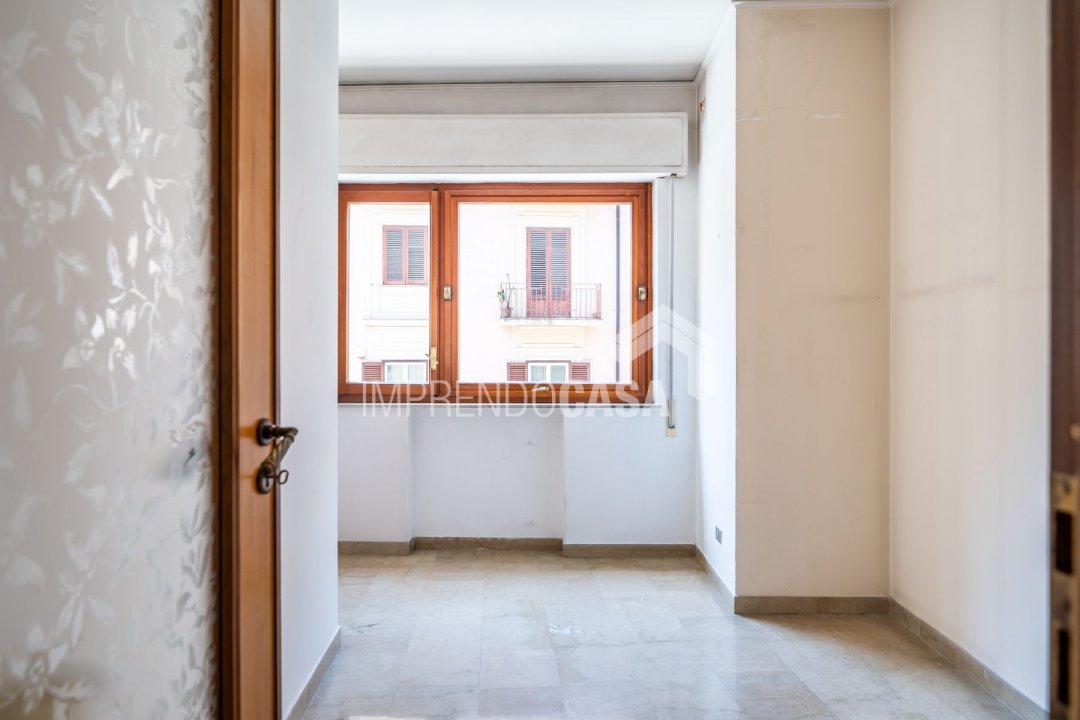 For sale apartment in city Palermo Sicilia foto 24