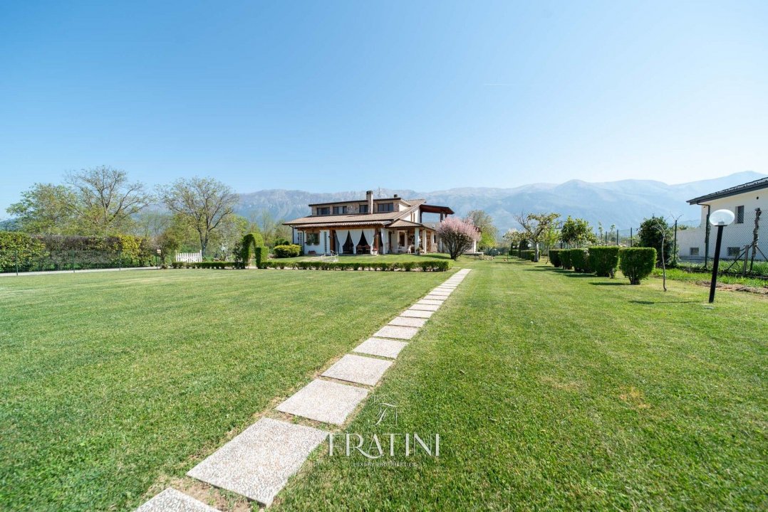 Se vende villa in zona tranquila Pratola Peligna Abruzzo foto 2