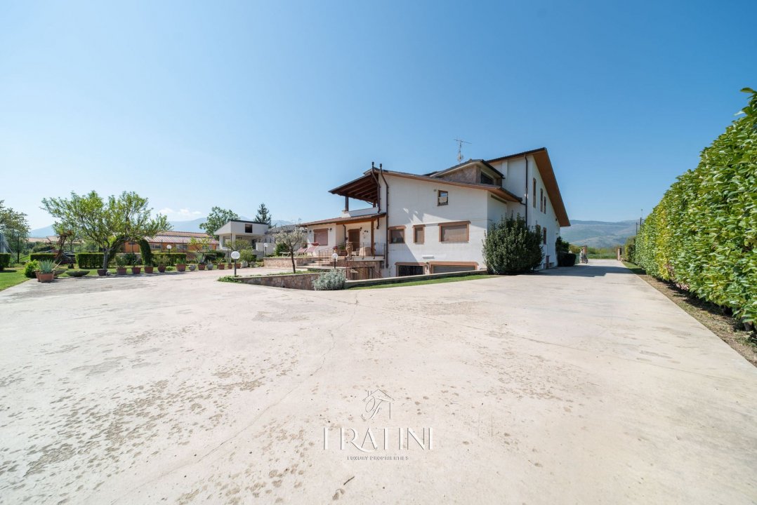 Se vende villa in zona tranquila Pratola Peligna Abruzzo foto 33