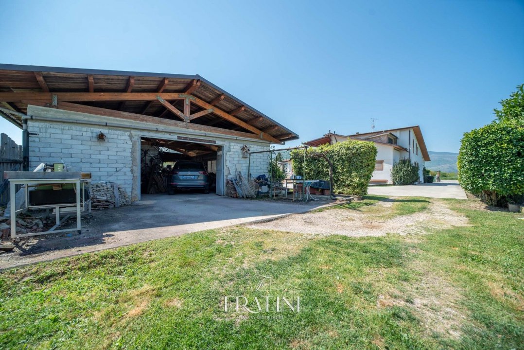 A vendre villa in zone tranquille Pratola Peligna Abruzzo foto 36