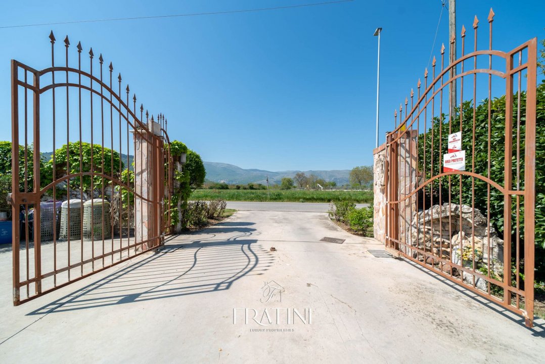 Se vende villa in zona tranquila Pratola Peligna Abruzzo foto 42