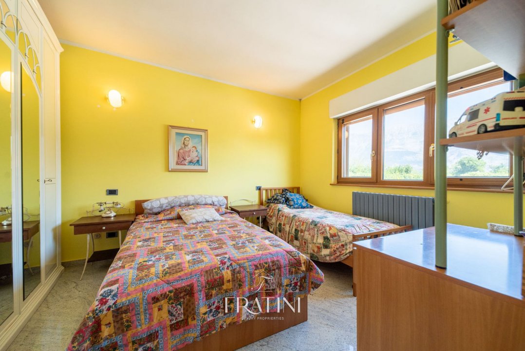 Se vende villa in zona tranquila Pratola Peligna Abruzzo foto 58