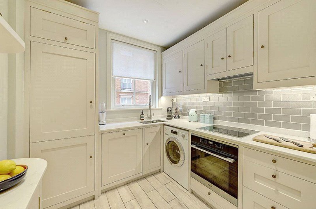 For sale apartment in city Kensington and Chelsea England foto 7