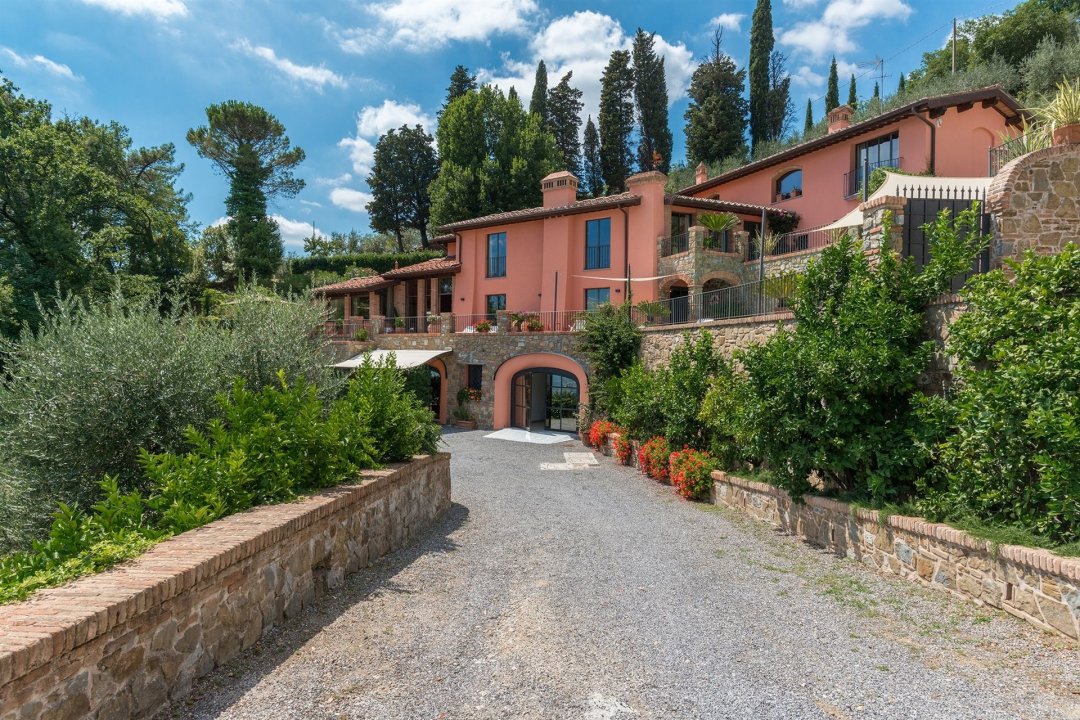Alquiler corto villa in zona tranquila Montecatini-Terme Toscana foto 2