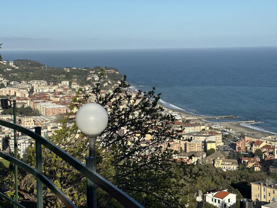 Se vende villa in zona tranquila Albissola Marina Liguria foto 16