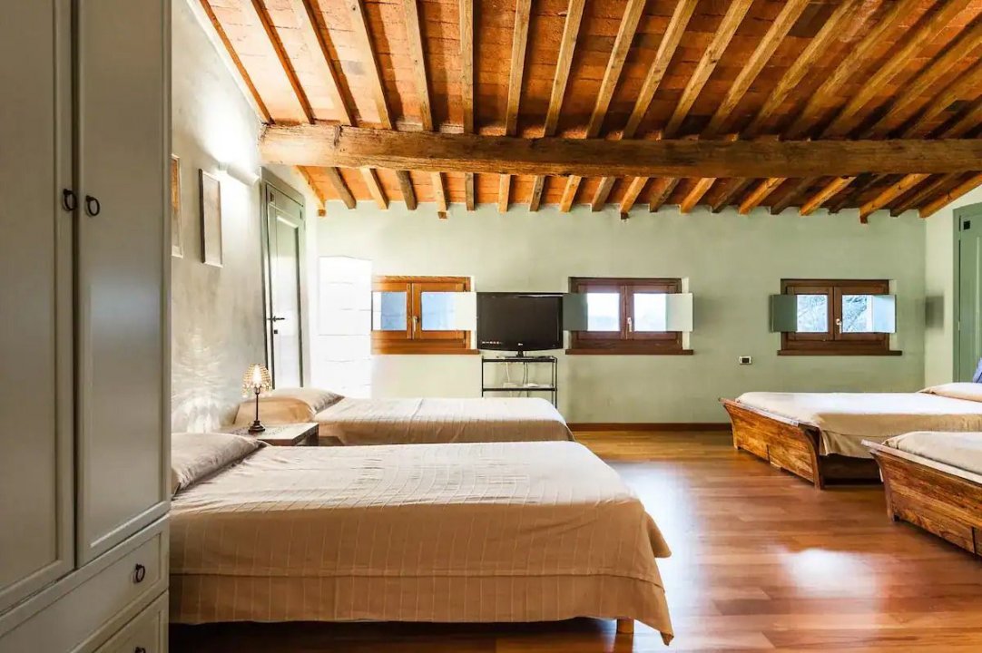Short rent villa in quiet zone Lucca Toscana foto 16