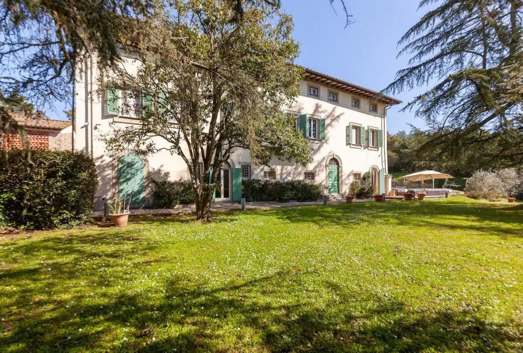 Alquiler corto villa in zona tranquila Lucca Toscana foto 5