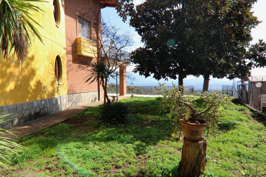 Se vende villa in zona tranquila Eboli Campania foto 5