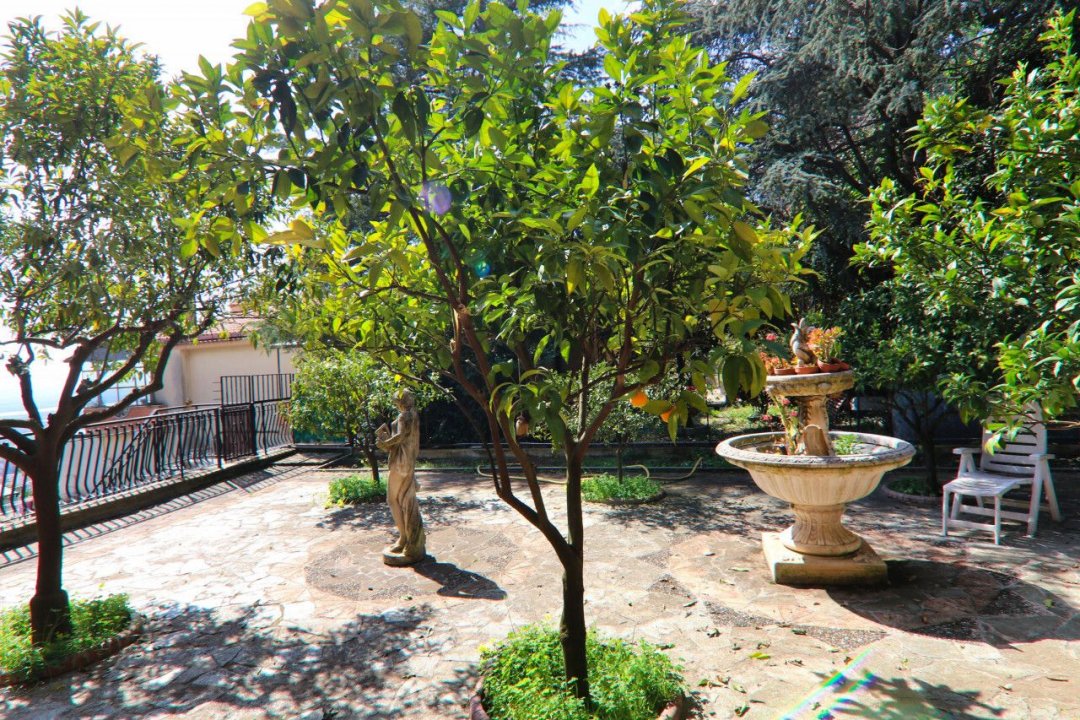 Se vende villa in zona tranquila Eboli Campania foto 98
