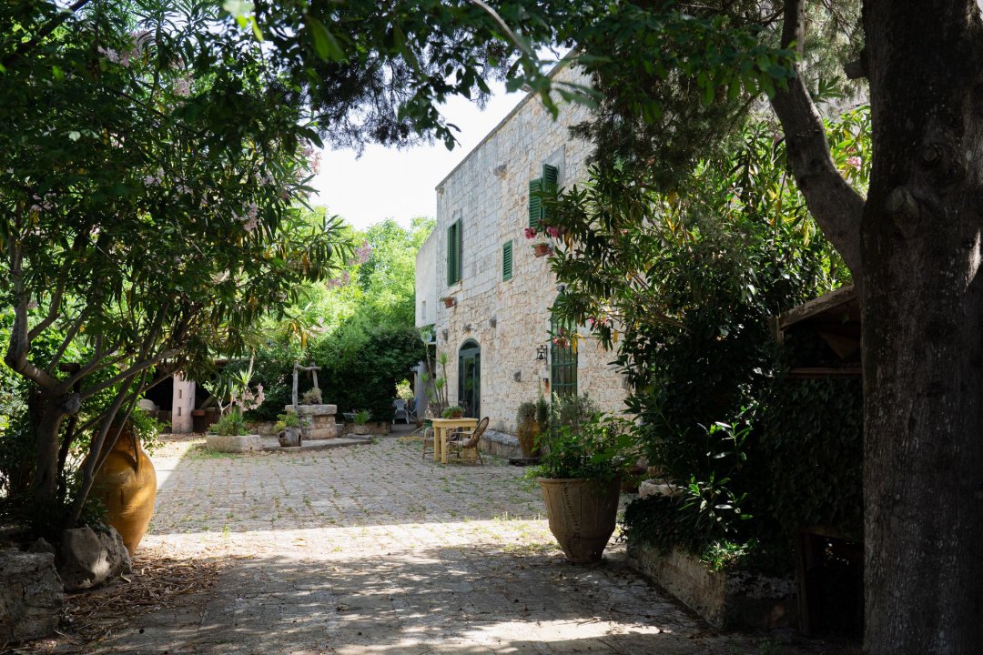 Para venda casale in zona tranquila Ceglie Messapica Puglia foto 3
