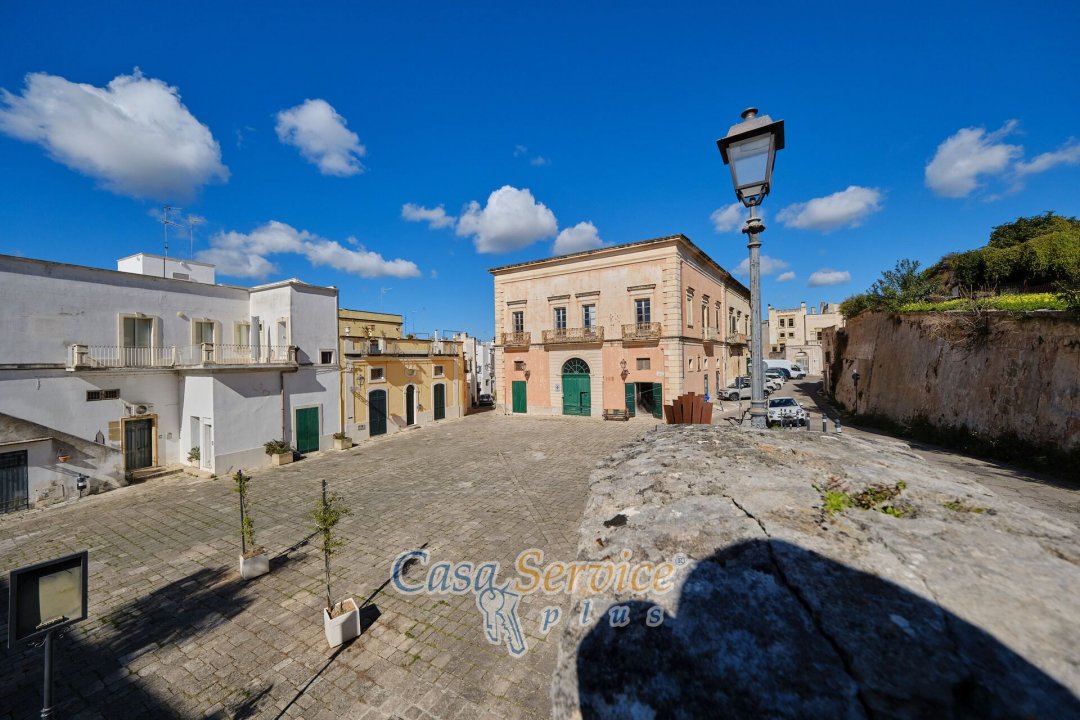Se vende palacio in ciudad Parabita Puglia foto 5