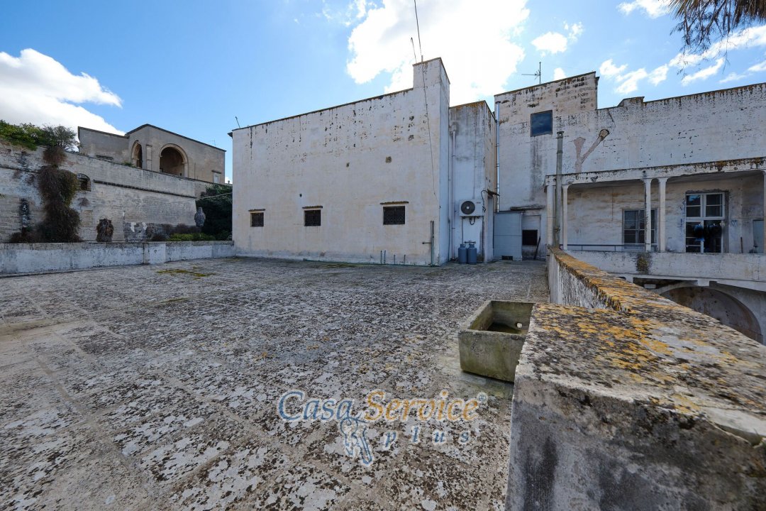Se vende palacio in ciudad Parabita Puglia foto 42