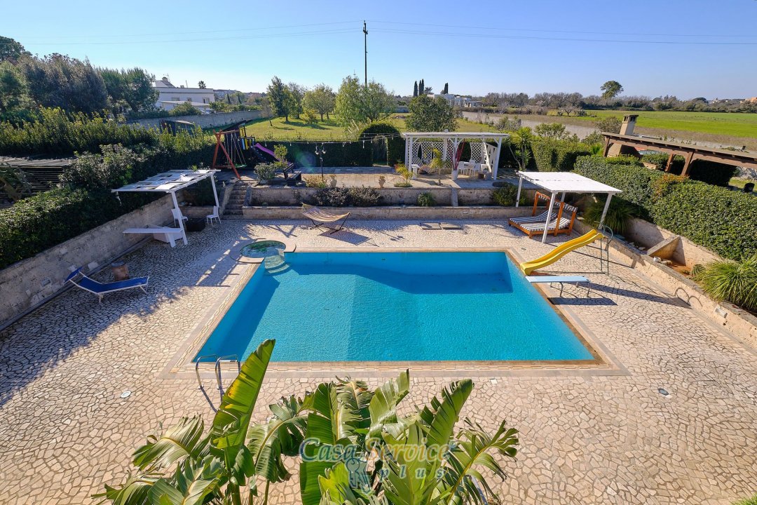 Zu verkaufen villa in stadt Aradeo Puglia foto 31
