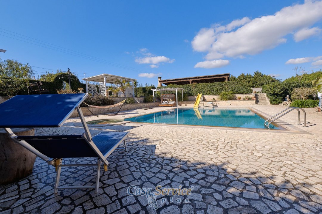 Zu verkaufen villa in stadt Aradeo Puglia foto 8