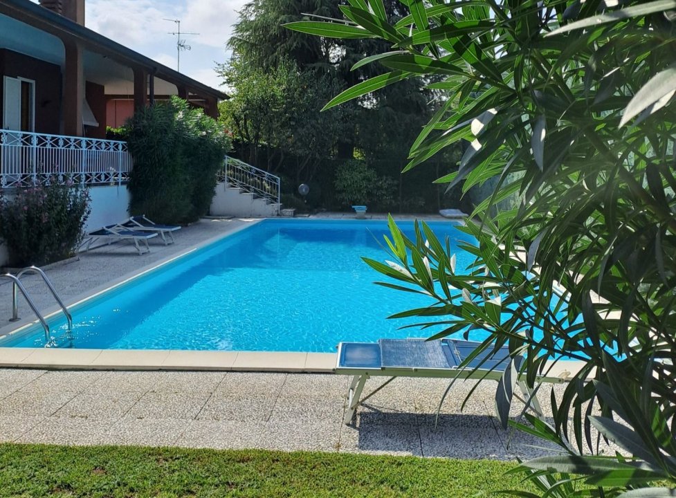 For sale villa in quiet zone Vimercate Lombardia foto 21