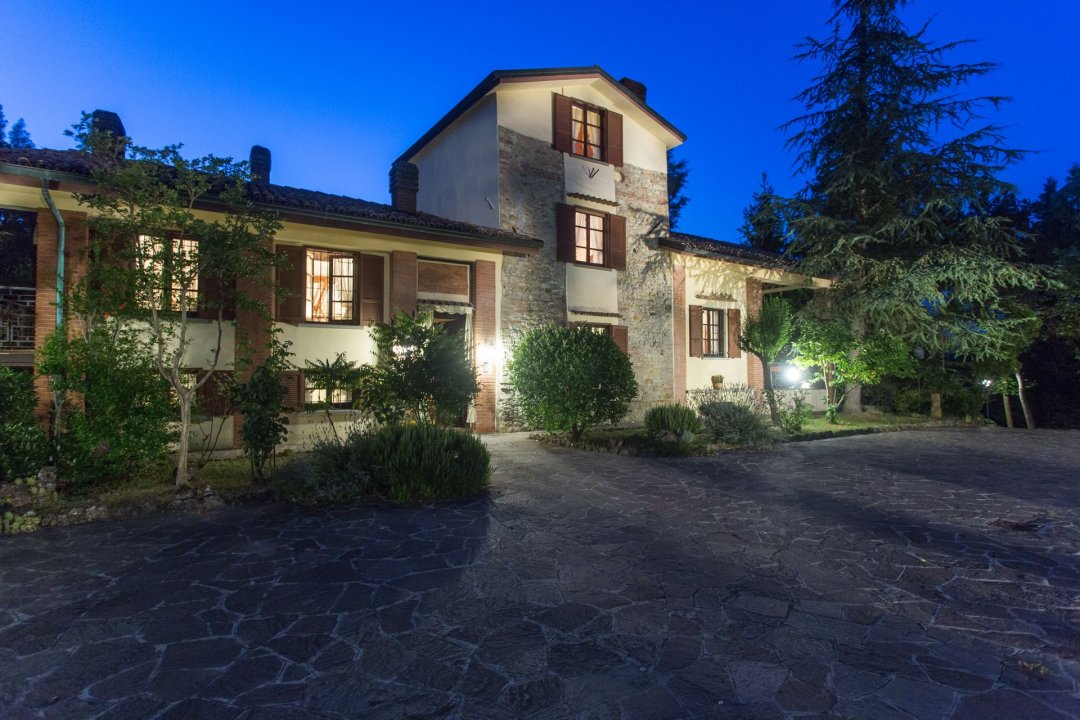 For sale villa in quiet zone Salsomaggiore Terme Emilia-Romagna foto 2