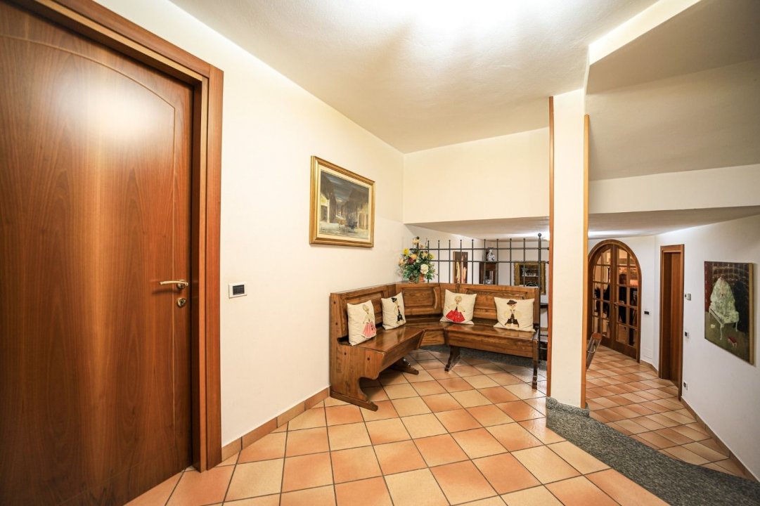 For sale villa in quiet zone Bernareggio Lombardia foto 34