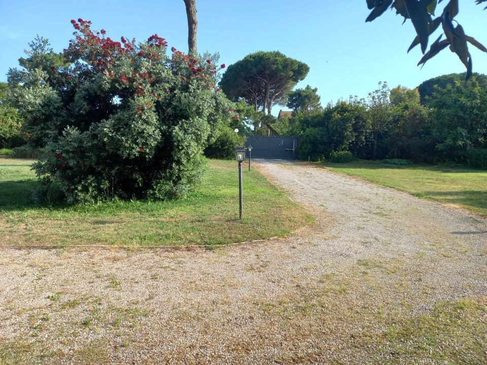 Se vende villa in zona tranquila Fondi Lazio foto 4