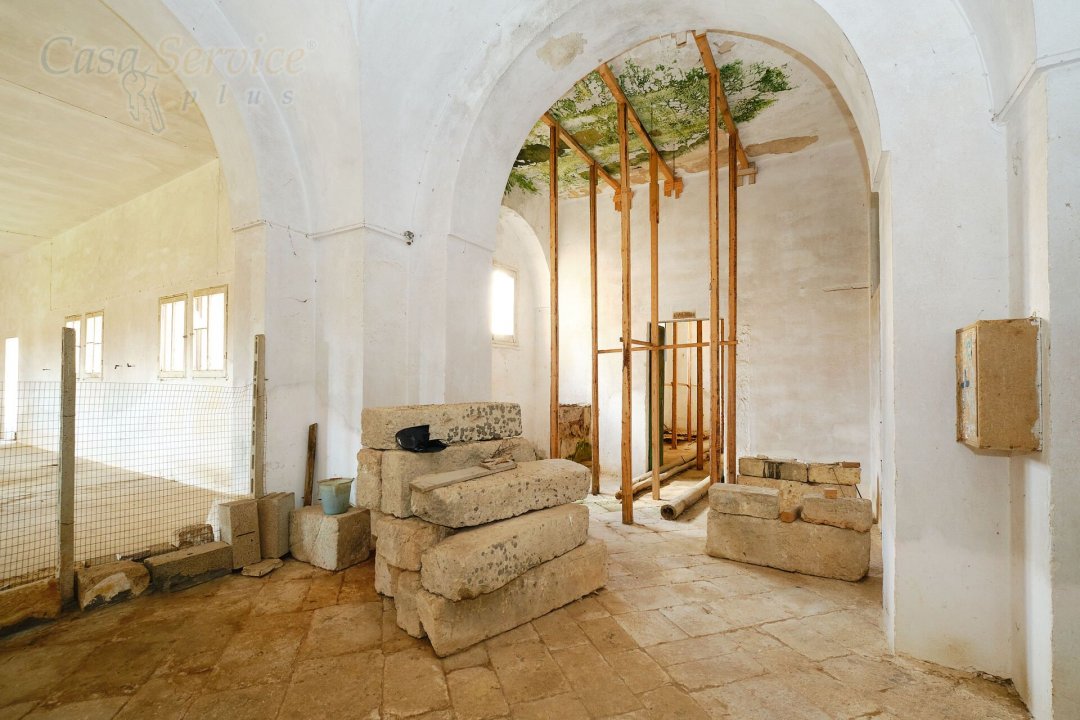 Para venda palácio in interior Specchia Puglia foto 57