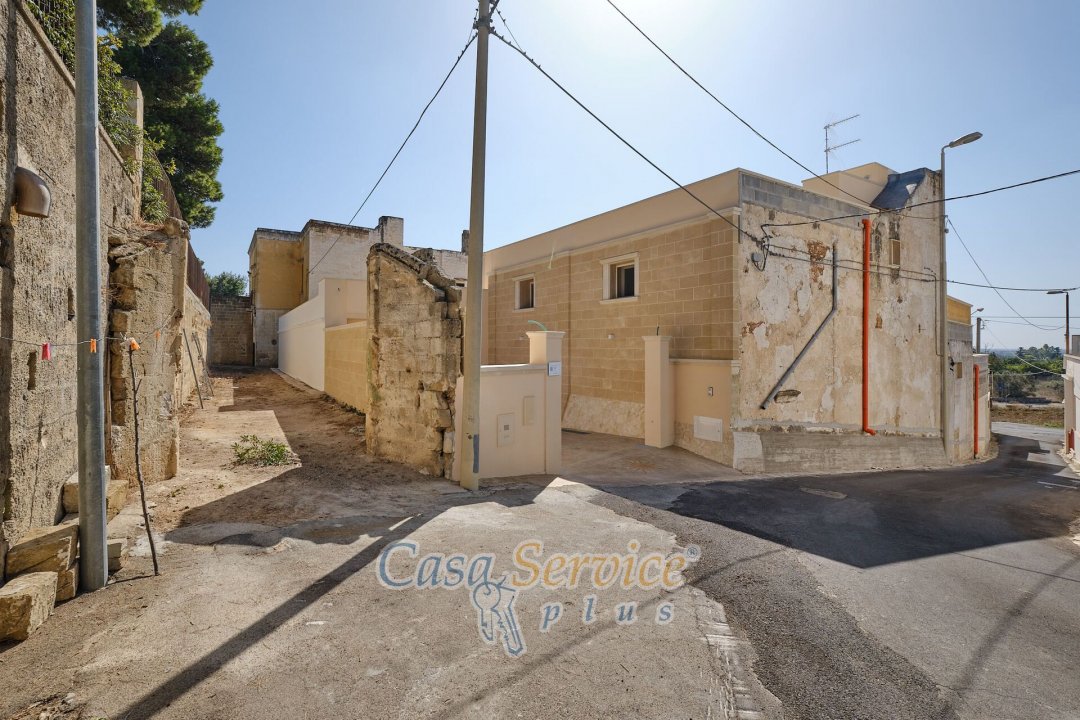 Para venda transação imobiliária in cidade Alezio Puglia foto 80
