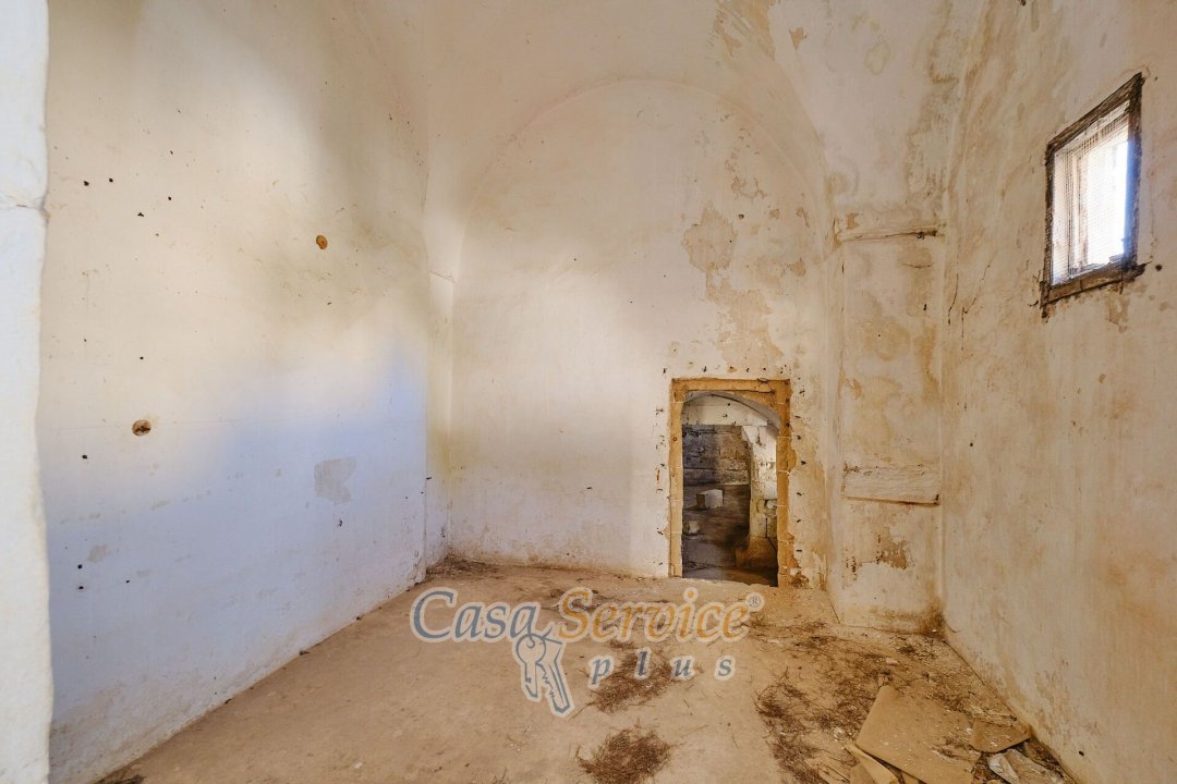 Para venda transação imobiliária in cidade Alezio Puglia foto 83